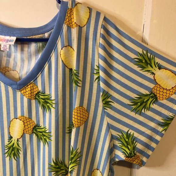 LuLaRoe Christy T 2XL Tropical Pineapple Pattern. - Picture 4 of 7